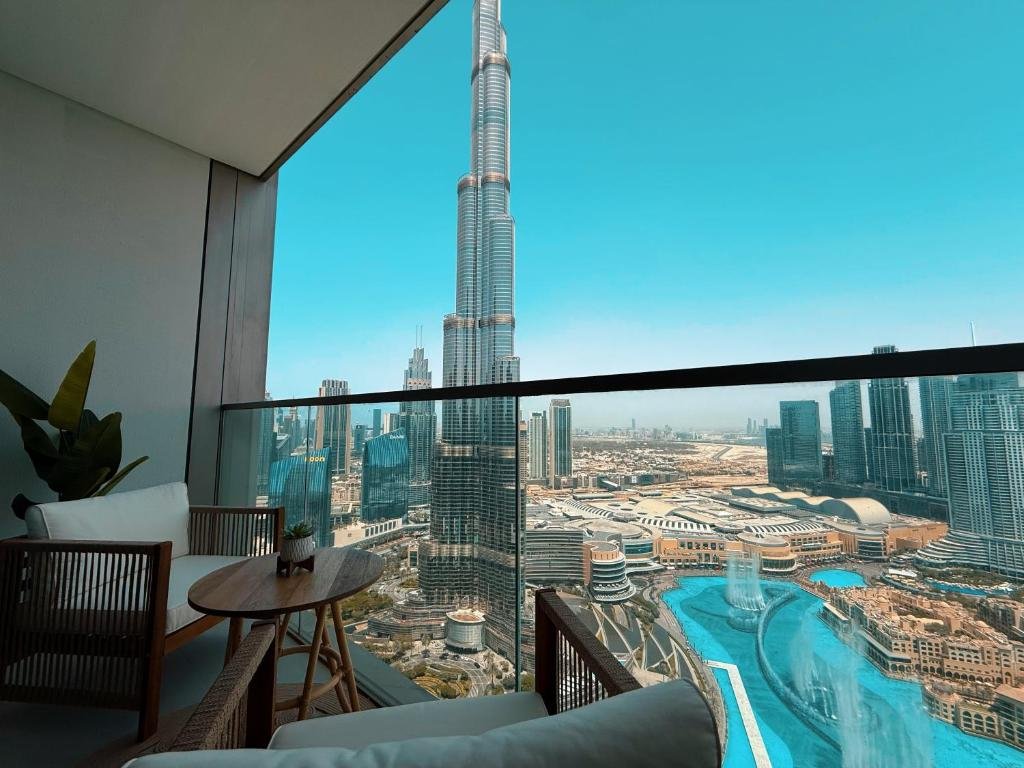 Burj Khalifa Tour Package from USA